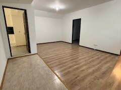 Giulesti, Str Agnita, bloc 2016, Ap 3 camere, 85 mp pret 84000 euro